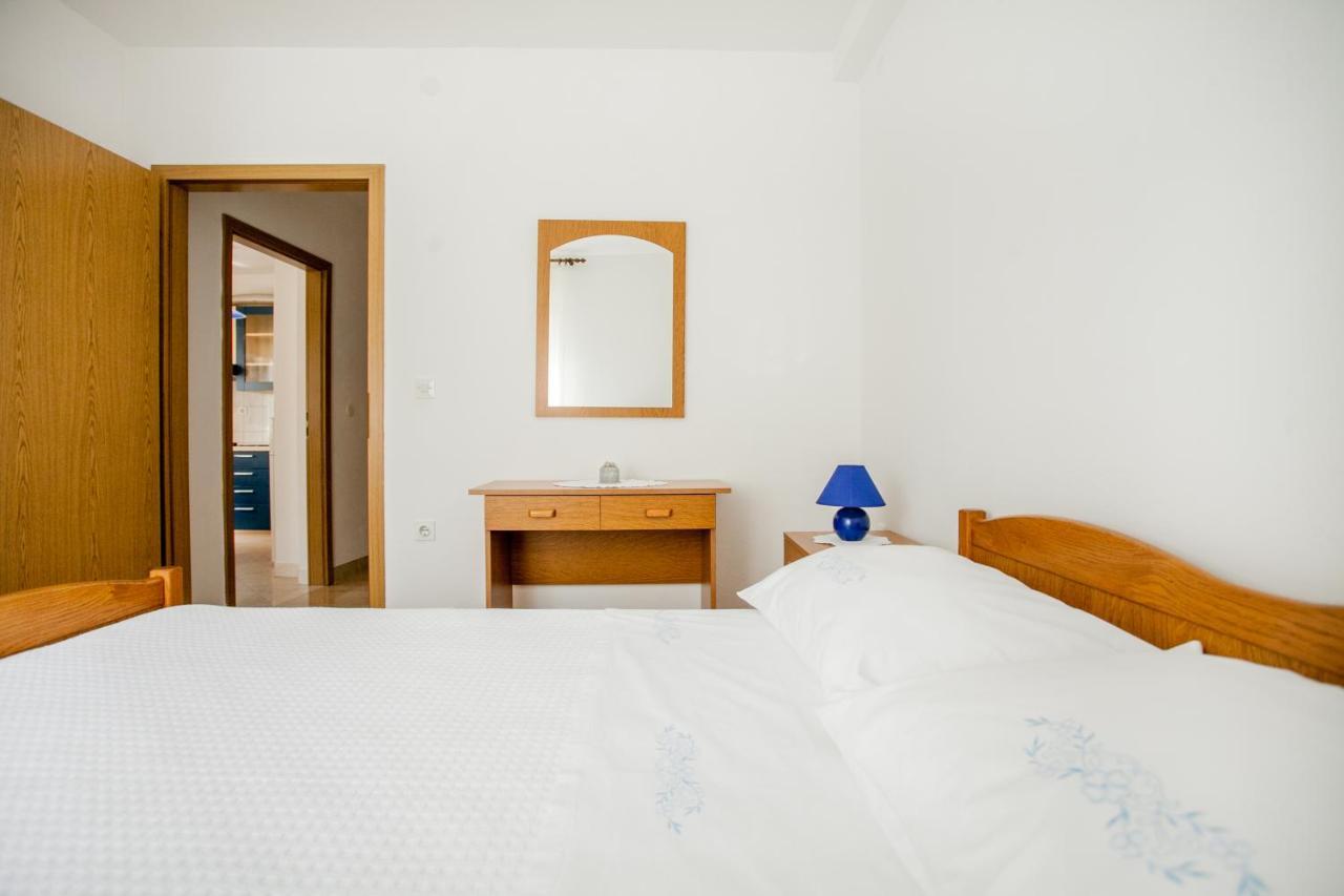 Apartments Ivomar Trogir Exterior foto